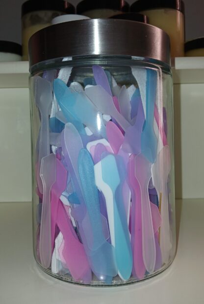 get clean and mess free skincare with puretouch beauty spatulas