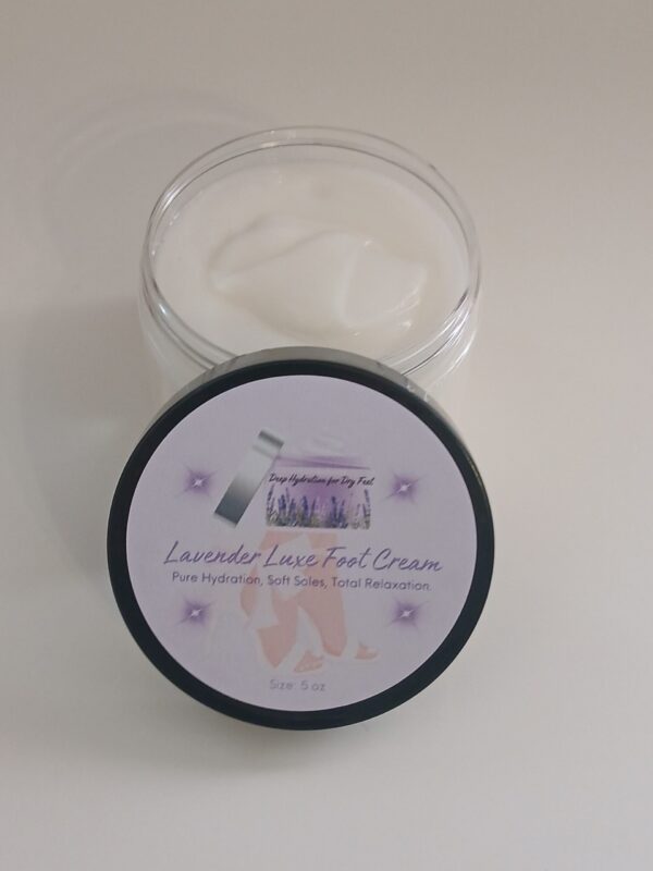 Lavender Luxe Foot Cream – All-Natural, Moisturizing Foot Cream with Cocoa Butter, Argan Oil, and Lavender for Dry, Cracked Feet