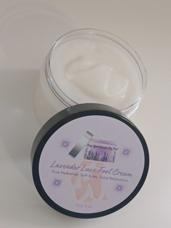 Lavender Luxe Foot Cream – All-Natural, Moisturizing Foot Cream with Cocoa Butter, Argan Oil, and Lavender for Dry, Cracked Feet