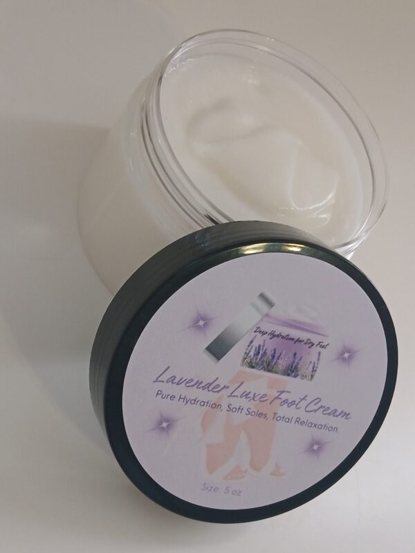Lavender Luxe Foot Cream – All-Natural, Moisturizing Foot Cream with Cocoa Butter, Argan Oil, and Lavender for Dry, Cracked Feet